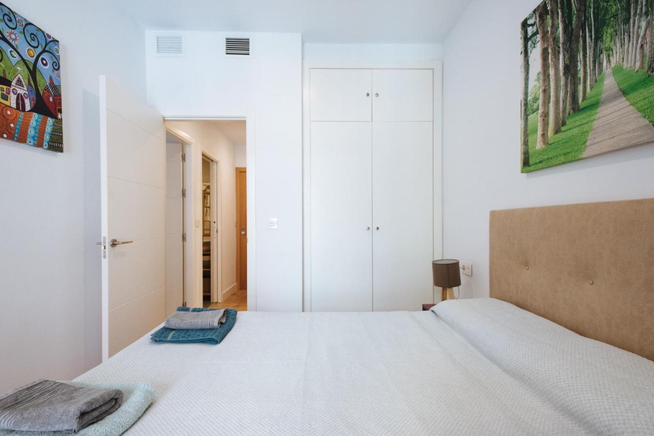 Ferienwohnung Apartamento Estelar Con Piscina Y Garaje Nervion Sevilla Exterior foto