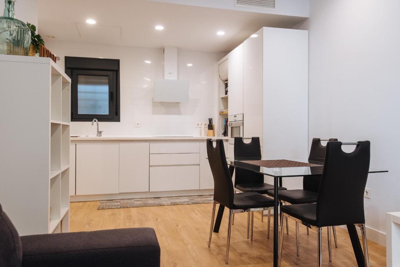 Ferienwohnung Apartamento Estelar Con Piscina Y Garaje Nervion Sevilla Exterior foto